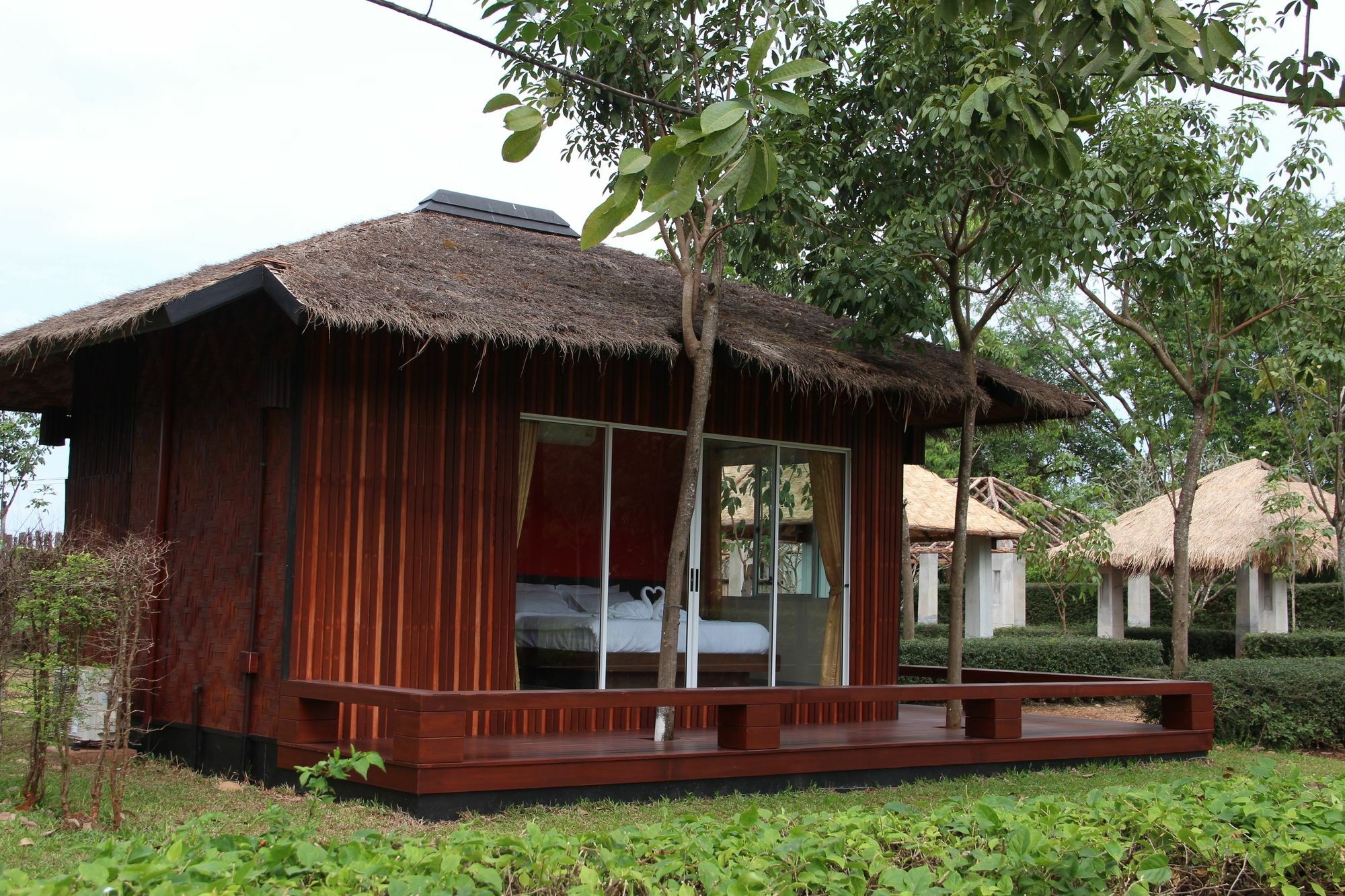 Hotel Singha Rubber Tree Ban Huai Maenam Noi Exterior foto